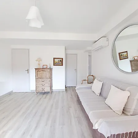 A 700m : Cocon Paisible Apartment *